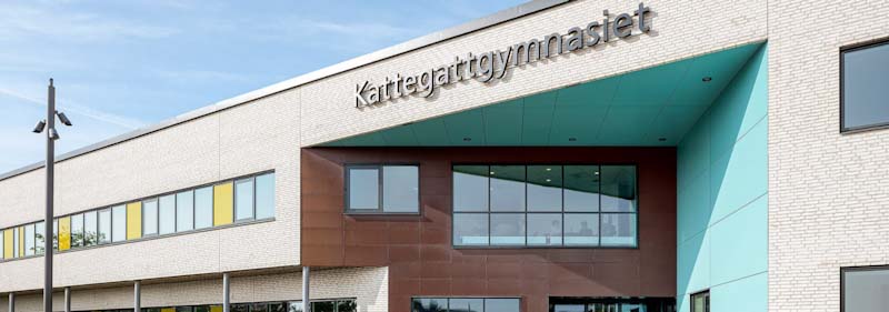 Kattegattgymnasiet i Halmstad Rent Hus står för byggstädning betongslipning och golvbehandling